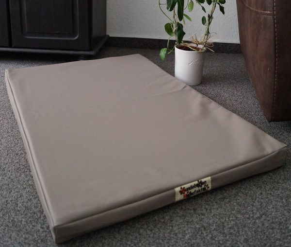 Hundebettenmanufaktur Hundematratze beidseitig Kunstleder Höhe 5 cm Farbe und Größe wählbar
