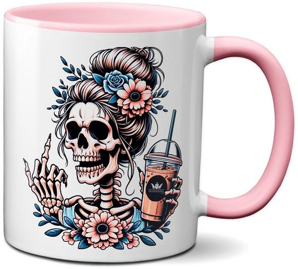 TASSENKING Tasse, Skull Frau mit Mittelfinger (FuckOff) und Kaffee / Rosa