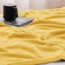 WAVVE Kuscheldecke Flauschig Decke Fleecedecke - Sofadecke Klein Wohndecke Couchdecke, Decke Sofa Weich Gelb, Leicht Sofaüberwurf 130x150 cm Bild 7